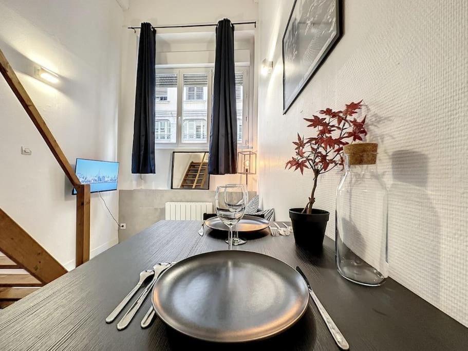 Apartmán Cosy Appt Coeur De Lyon 1 Imbert Exteriér fotografie